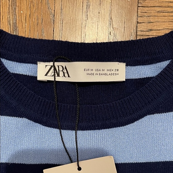 Zara Navy and Light Blue Striped Knit Crop Top Sweater M Medium NWT - Picture 2 of 10